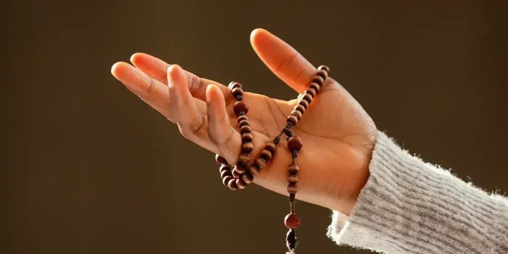 O papel dos santos na intercessão divina - Como e por que pedir a intercessão dos santos.