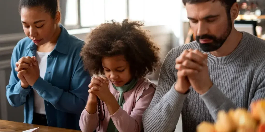 Como fortalecer os laços familiares com base na fé cristã.